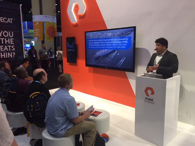Thanks to all who came to see @PureStorage at #CLUS 2018!  #FlashStack and #FlashBlade and #AIRI, oh my!