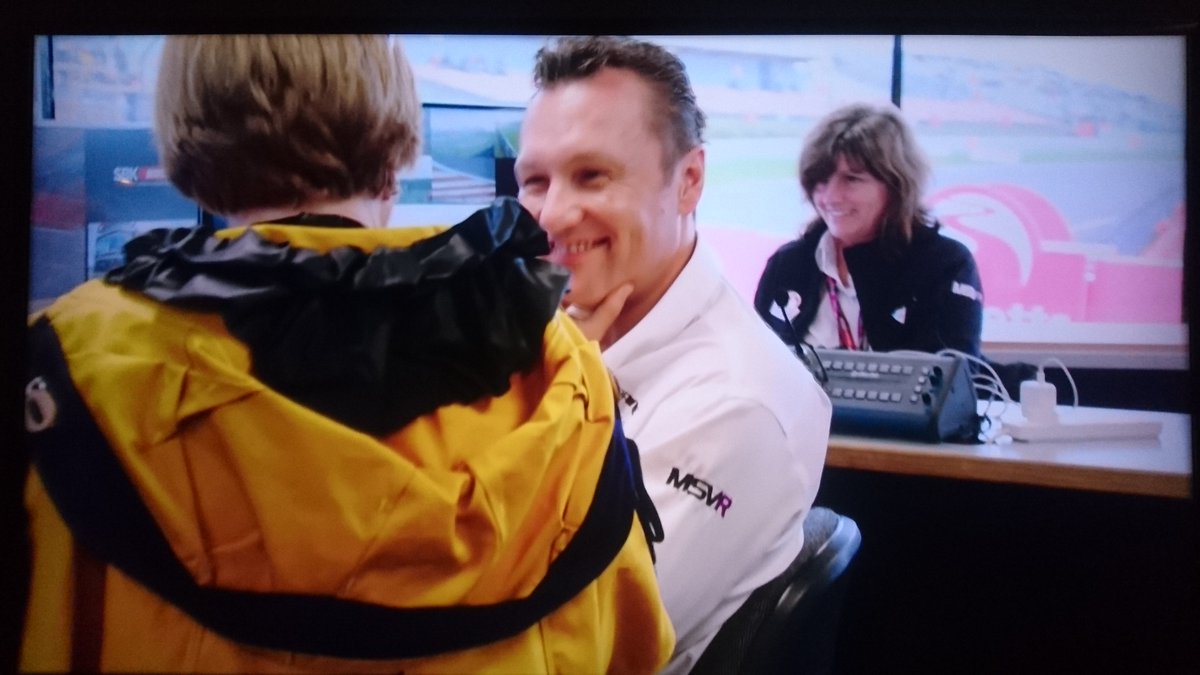 Happynoises's tweet photo. @stuarthiggs Congratulations on your first primetime appearance on BBC One!! https://t.co/5wiz14Z3ex