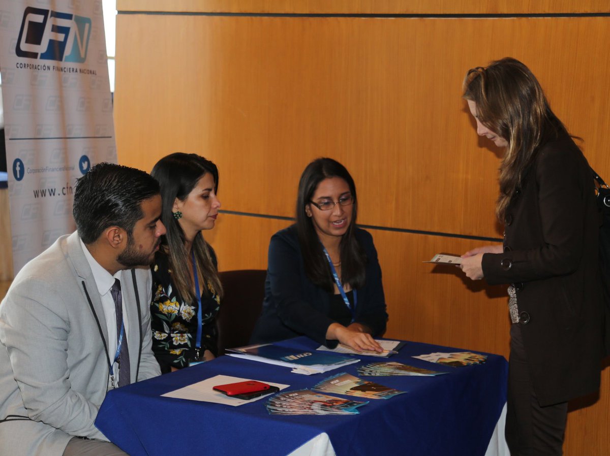 CFN_ECUADOR's tweet photo. Empresarios, exportadores y asistentes a la #MacrorruedaEcuador 2018 conocen más sobre los productos y servicios de la CFN a través de un stand informativo. Uno de ellos es #FactoringCFN, herramienta financiera que permite impulsar las ventas en el exterior.
#LoMejorDelEcuador https://t.co/sbcni200Yt