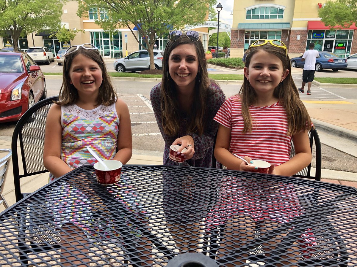 sriley_bces's tweet photo. I scream, you scream, we all scream for ice cream! 🍦💕 #teachertreasure https://t.co/7am3wd4465