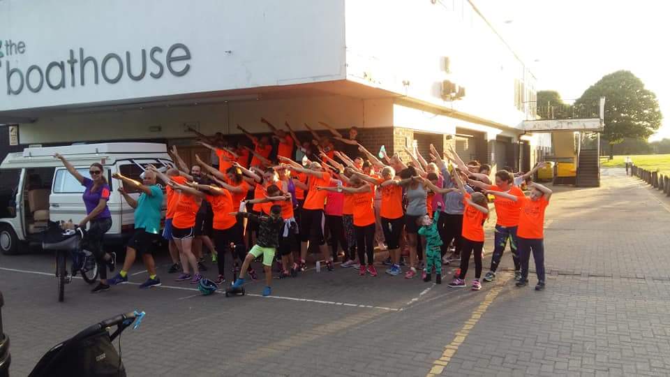DansonRunners's tweet image. RUNNERCISE DONE!
A sea of Orange! That&apos;s what we do on a Thursday night!!
Up next for the DR&apos;s Bexley parkrun, 9am Saturday. Don&apos;t be late!
Happy Friday ☺
#dansonrunners #Runnercise #orangearmy #freerunclub #thedansondab #feeltheburn #nopainnogain