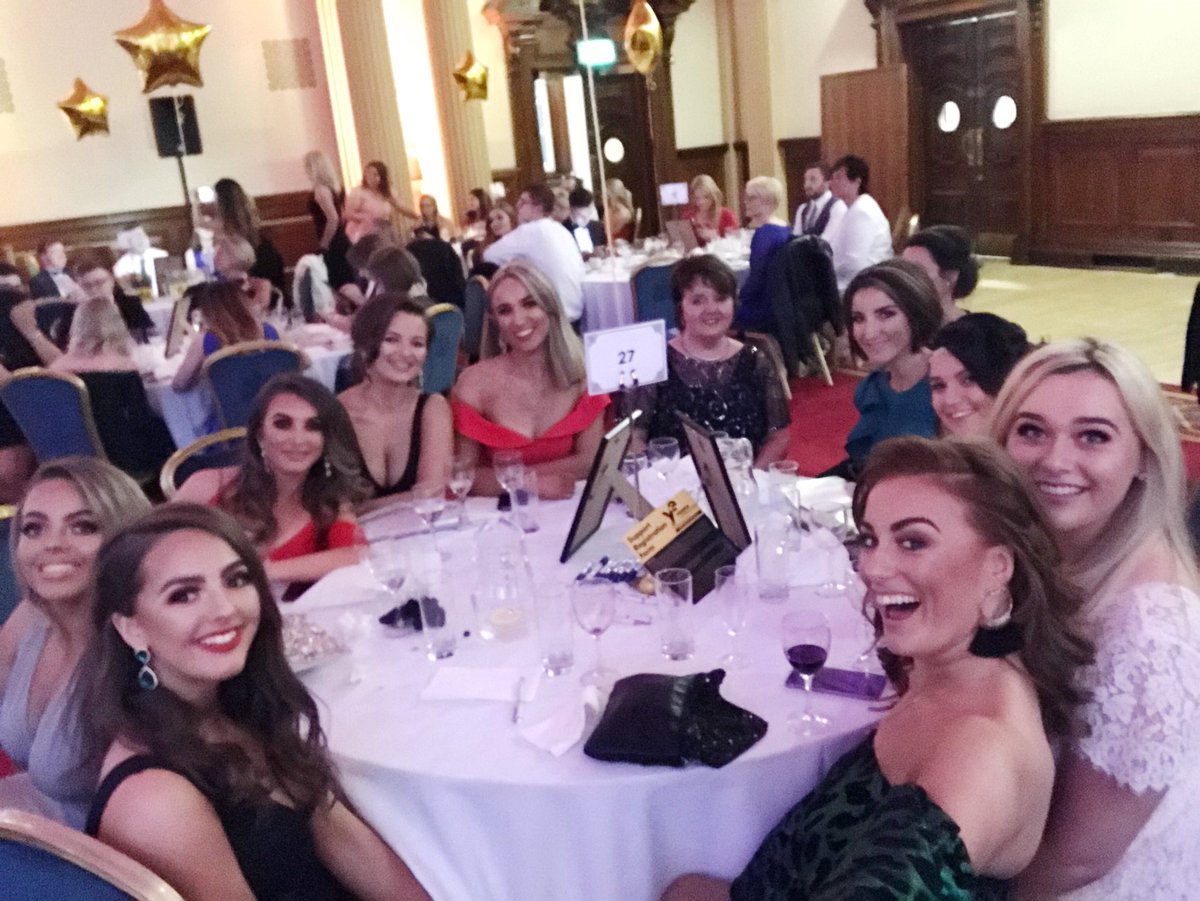 So proud of the <a href="/pink_elephantCo/">The Pink Elephant</a> team 💚👋🏼💖