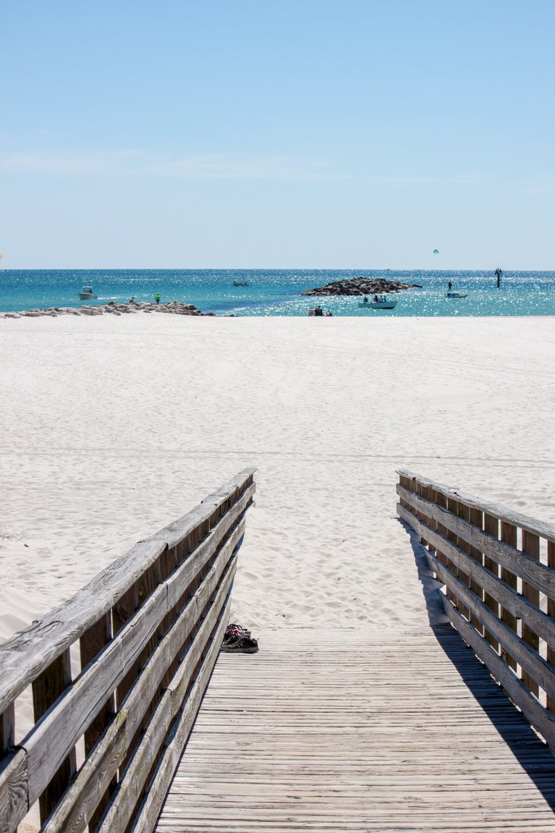 CaribeResort's tweet photo. #Thursdaythoughts Life is better at the beach ๐ดโ๏ธ๐
#CaribeResort #OrangeBeach #GulfShores #ALGulfCoast #AlabamaGulfCoast #AlabamaBeaches #ALBeaches #Beach #FamilyFun #Vacation https://t.co/u5AIfret6V