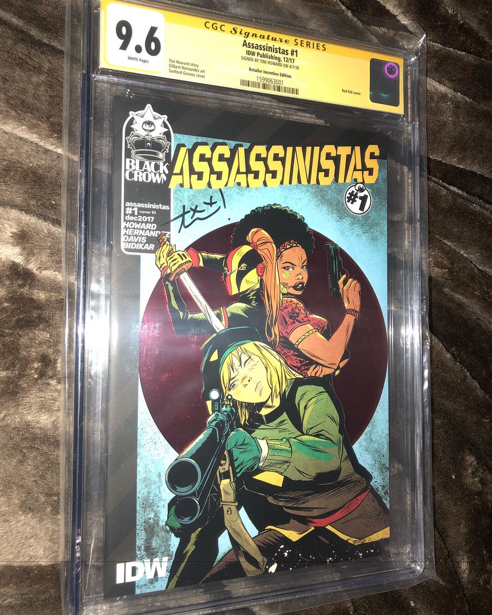 metahumanscomic's tweet photo. #cgc signature series books in stock here at #metahumanscomics 9.8 grade of #image #comics #extremity #2 #akira cover swipe signed by Daniel Warren Johnson it’s beautiful 😍 we also have #assassinistas #1 red foil variant by #blackcrownpub out of #idw signed by #tinihoward in 9.6 https://t.co/t4vq6mgq5v