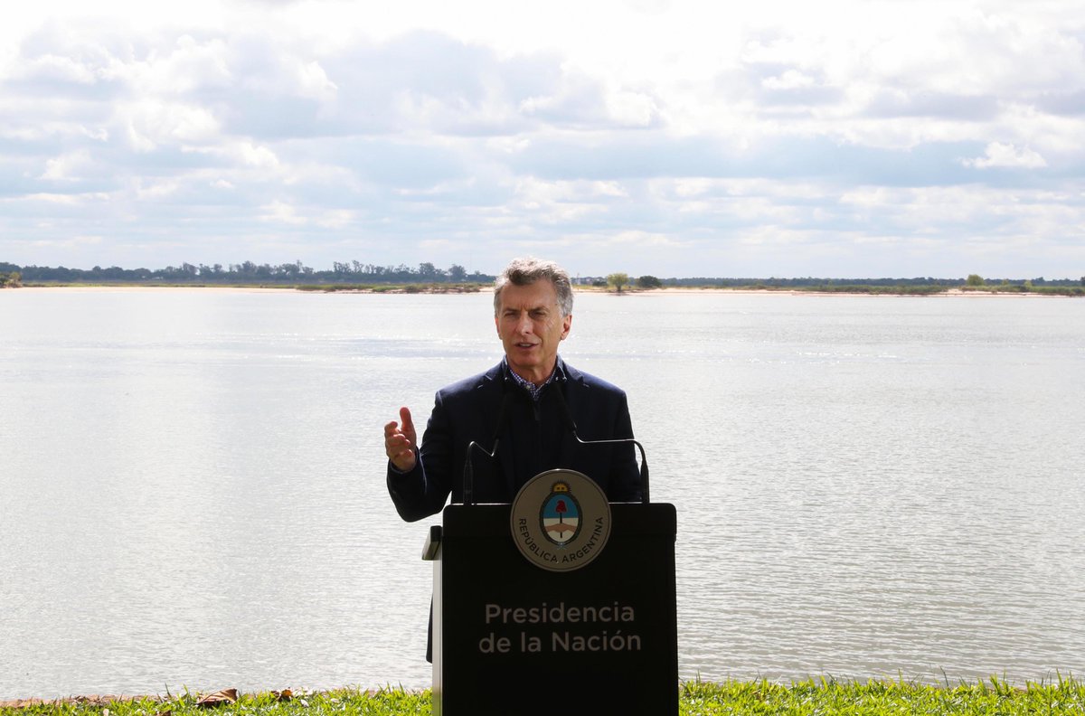 mauriciomacri's tweet photo. En Paso de la Patria anunciamos la implementación del "Seguro Verde", un proyecto para destinar el 1% del valor de cada póliza de autos, motos y camiones a la Ley de Promoción Forestal https://t.co/woCa8JqCJN