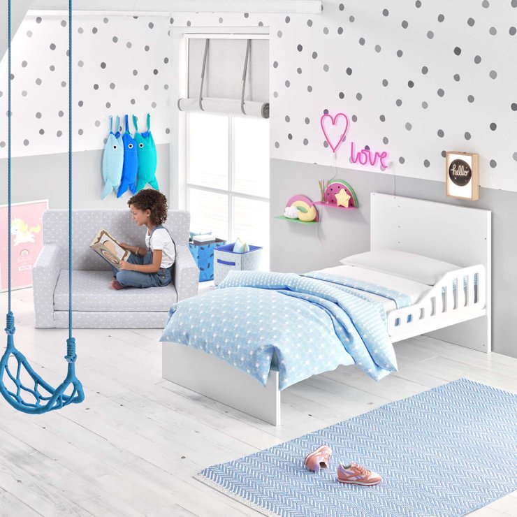 Blogmodabebe's tweet photo. Si buscáis una cuna convertible para vuestro bebé os recomiendo en #Blogmodabebe esta de @micuna_com que incorpora además un sofá Chaise Longue y cuando crezca el peque la podéis convertir en cama de 190 x 90 cm. https://t.co/NCfhoWLHjM #habitacionesinfantiles #decoración https://t.co/UqAiFqLS7u