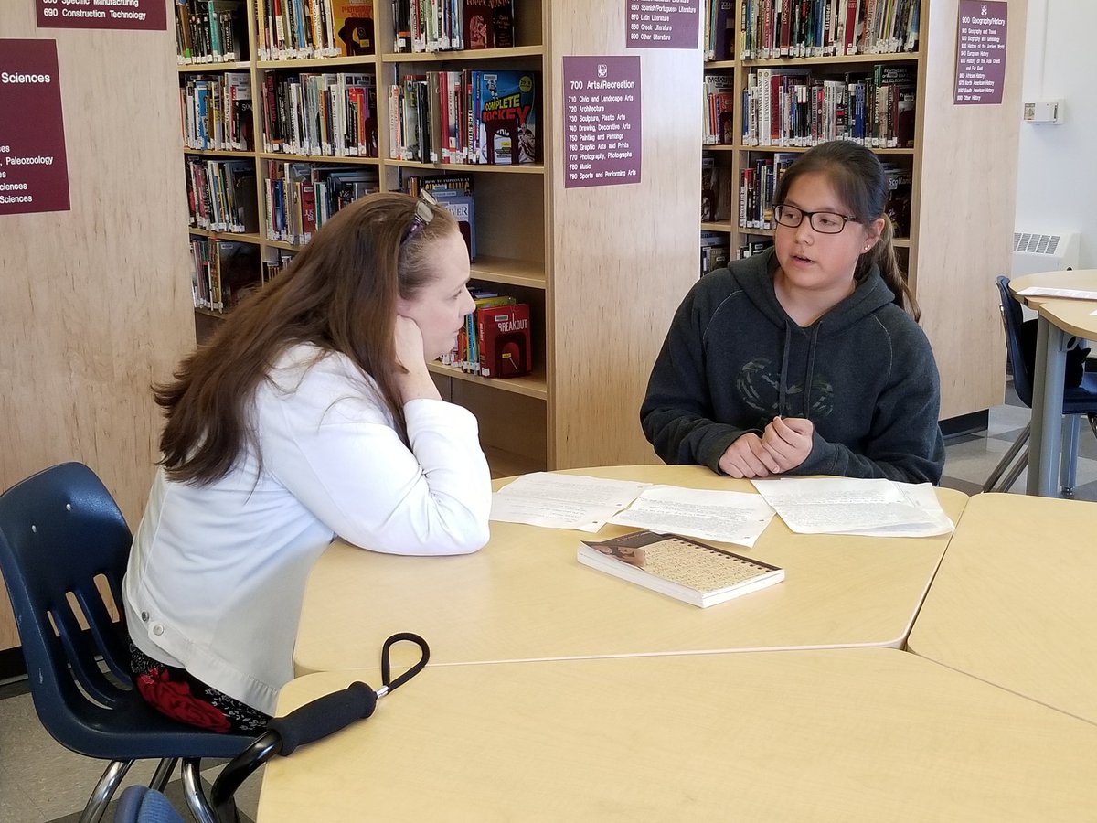 BritIBVenture's tweet photo. Our amazing VSB Trustee @CarrieBercic learning about our Venture 8 20Time Projects. She gave each student her full attention and made them feel so respected. @BritSecondary https://t.co/VdPm0xQrFN