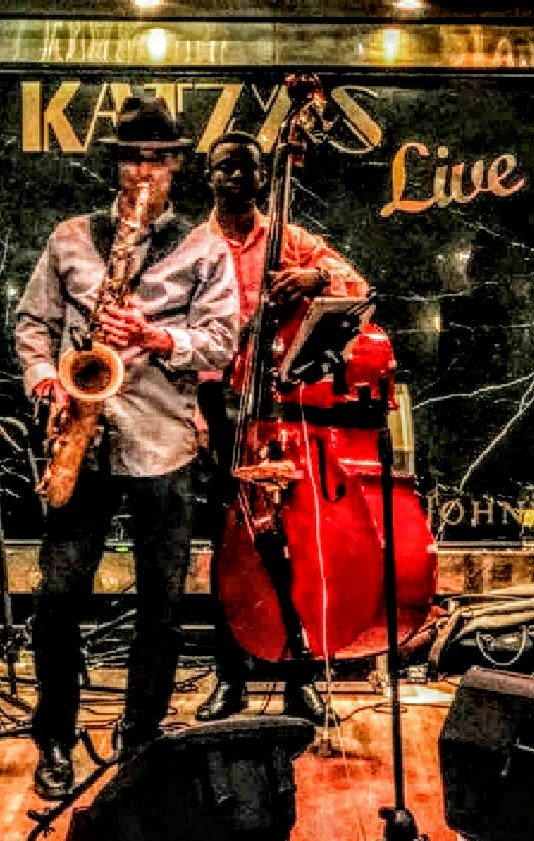FunkDJazz's tweet photo. Tuesday evening past at @Katzys_Rosebank was a blast! Thanks to all the uber cool Peeps that came through to join us in the musical fun &amp; games

#JHBLive #LiveMsicSA #JoburgSA #Keepitliveza #Jozilife #JoziUnsigned #jazz #livemusic https://t.co/A6tQMLn3dd