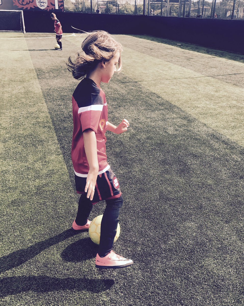 Jhsocceracademy's tweet photo. F R I D A Y  A T  T H E   
A C A D E M Y 

P L Y M S T O C K

A G E S 
🔴U5 - U7 

V E N U E 
⚫️Plymstock School 

T I M E T A B L E
🔴U5 - 6:00pm - 7:00pm
⚫️U6 - 6:00pm - 7:00pm
🔴U7 - 6:00pm - 7:00pm 

# C R E A T I N G P L A Y E R S 
# t r a i n l i k e a P R O https://t.co/C81FNVMenp