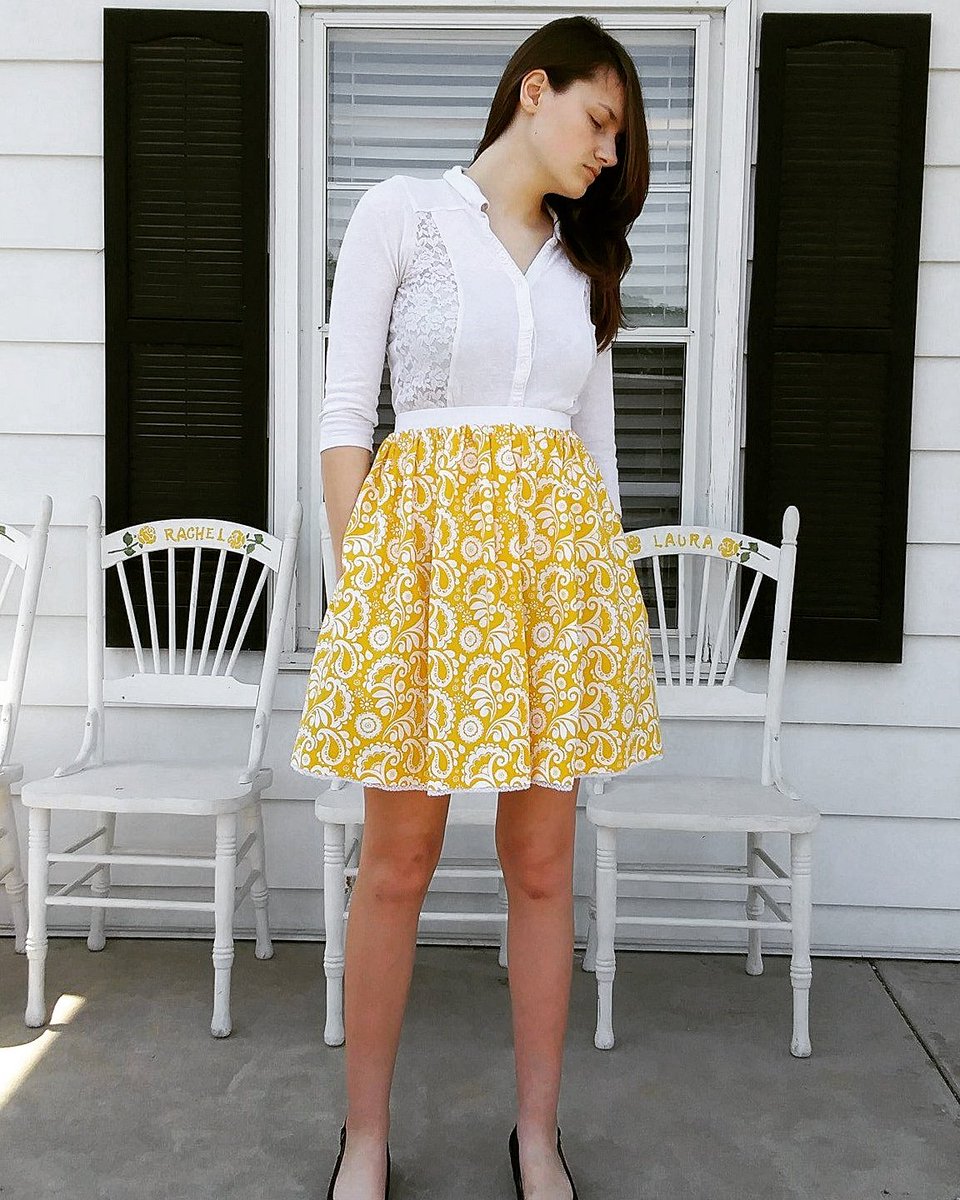 model_bailey's tweet photo. The Buttercup Floral Skirt is fun and flirty! This skirt was handmade in Anderson, Indiana by Tina Bailey of The Charming Lion Alterations and Sewing Services! Make it yours today or gift it to someone special!
#smallbusinesses #smallbusiness #smallbiz #smallshop #ShopSmall https://t.co/LksLrFSIIQ