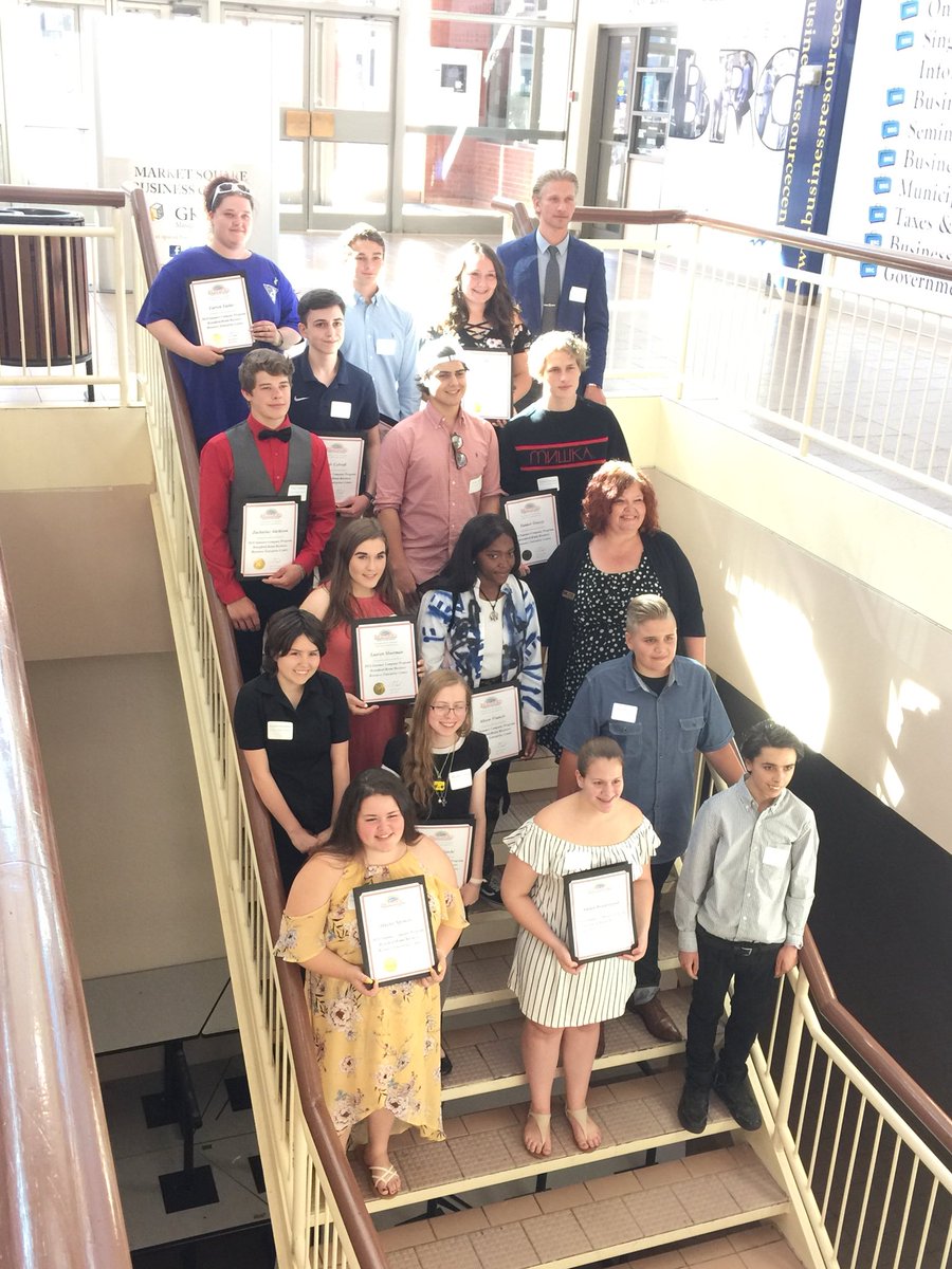 WillBoumaBrant's tweet photo. Awesome to see 18 young #entrepreneurs get #summercompany grants from the @BrantfordBRC. Well done &amp; enjoy your companies! #BrantfordBrant #BetterOntario https://t.co/9SHbF2VzkA
