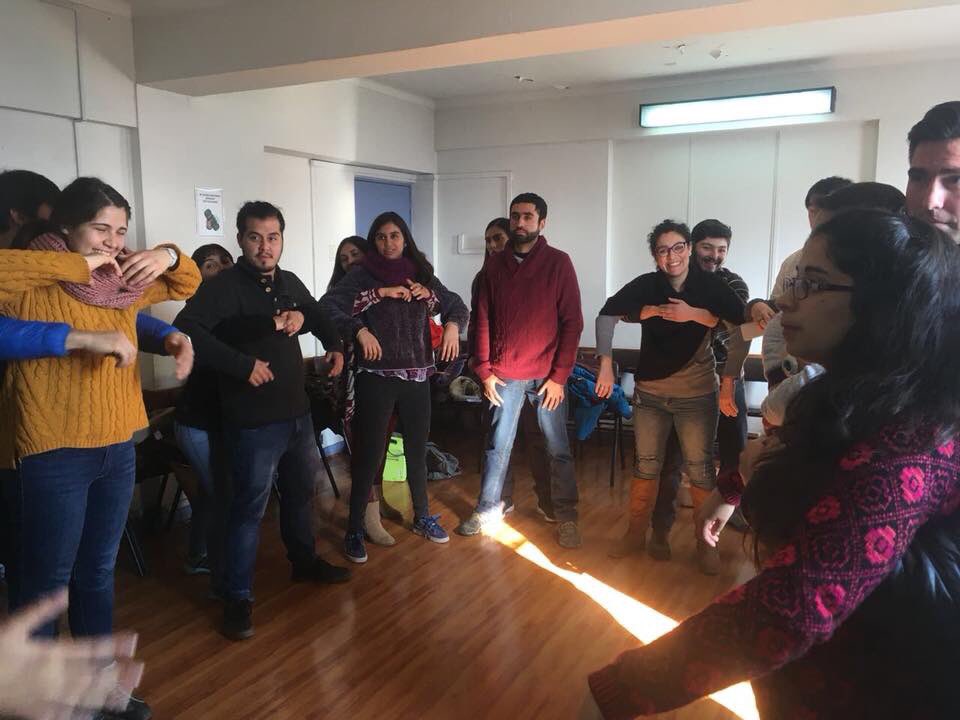 cardiorcpchile's tweet photo. Capacitación de profesionales programa MAS Adulto Mayor Autovalente en @SaludOccidente 
Excelente grupo!!! 🙌 https://t.co/kzabko9oDK