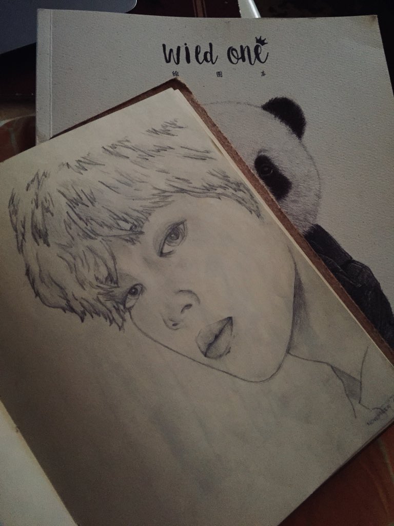 MINYOONGIPD's tweet photo. hi im iana i love bts and i draw sometimes https://t.co/SSSRsErlga