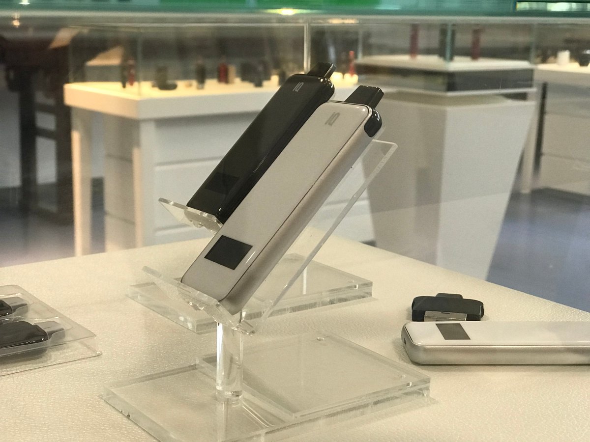 VEB_offical's tweet photo. [Vape Expo Beijing] 2018]Our exclusive video program, the first station came to HANGSEN.
#vape #vapexpo #vapeproduct #vapereview #review #vapechina #chinamarket #vapexpobeijing #veb #ceqc #hangsen https://t.co/nssbzs6K5k