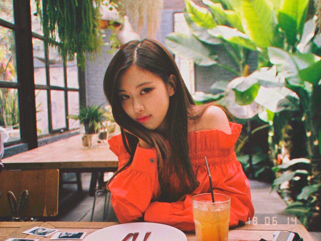 gfedits's tweet photo. rosé from blackpink 
#로제 #블랙핑크 https://t.co/v9j0uWBuUv
