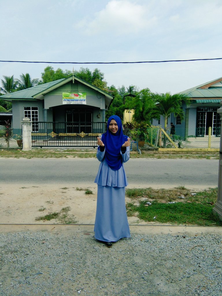 leejuyomi_'s tweet image. Selamat Hari Raya tlist !! 😘💕 #TeamBabyBlue #TeamTerengganu