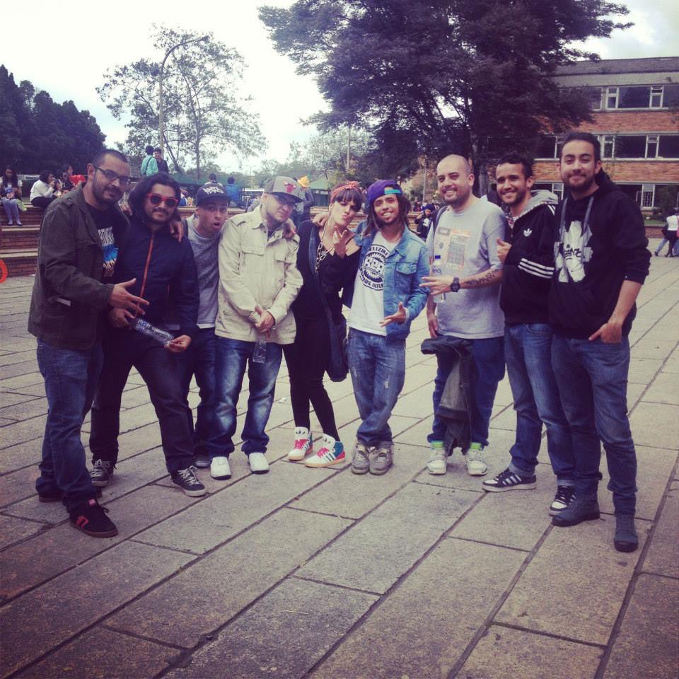 ZKIRLA's tweet photo. #TBT Espiritu Independiente junto a @Liannamusic @NykolasTynoko @TLonius8 @LaRealDelSonido #BeatSoldier https://t.co/6K7ZMfN5uu