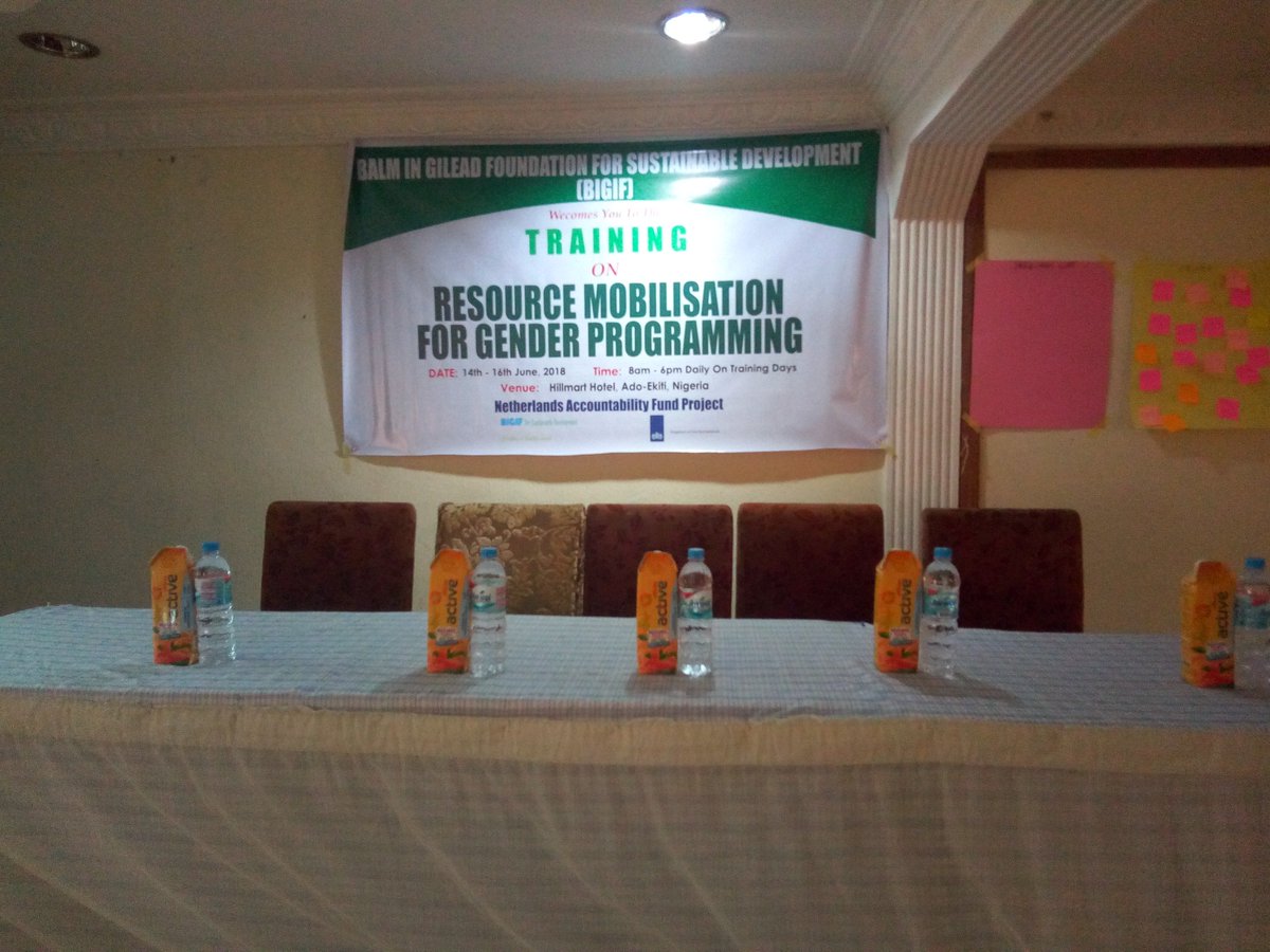 BigifNGO's tweet photo. @BigifNGO led #ResourcesMobilisation for #Gender Programming opening.
@NLinNigeria @centrelsd @SDNNigerDelta @awdf01 @kayodeteslim @oluyorielkanah @CDDWestAfrica @alfred_akerele @PEPFAR @Olajidepeter47 @Shadimythic @talktotea @OlumideIDOWU @PactNigeria @Yalirlcalumning https://t.co/HktD29EMki