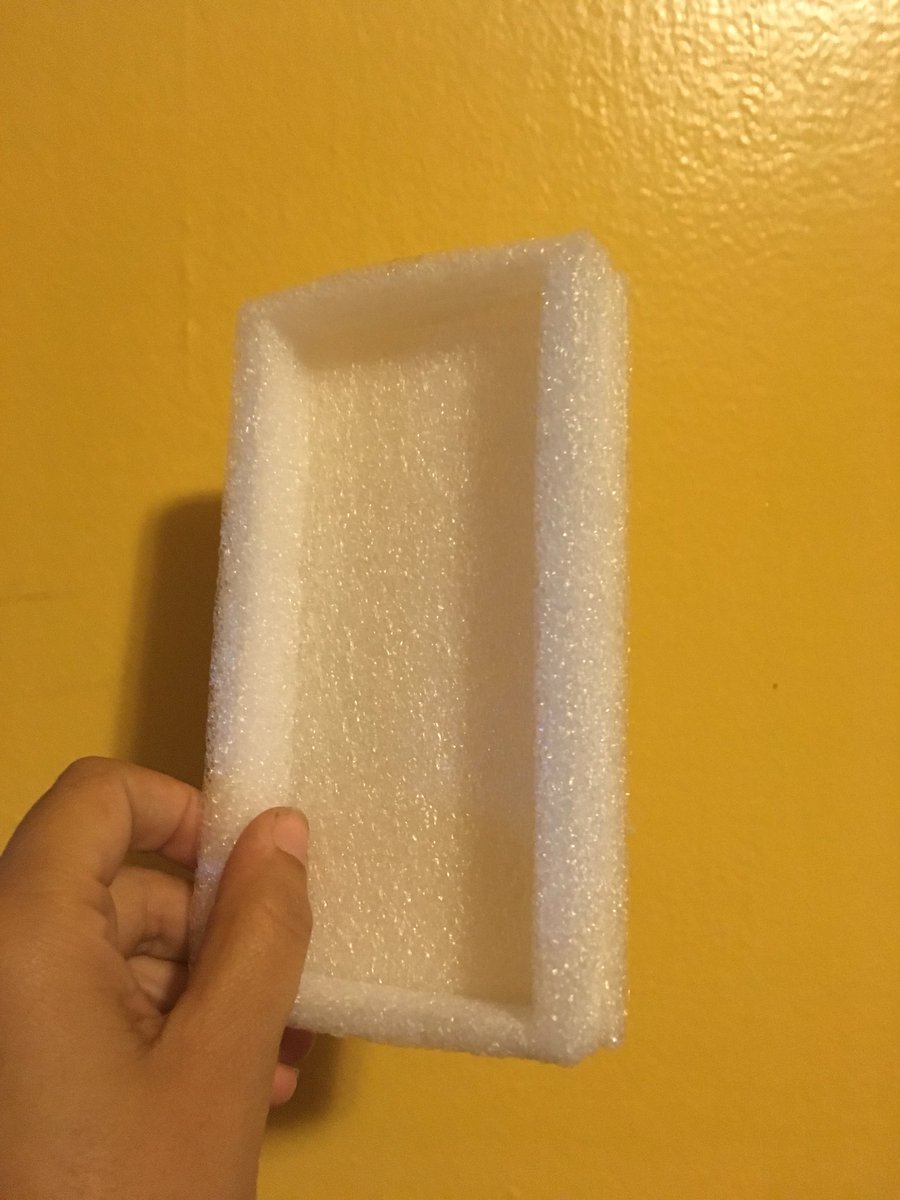 DrMLPhelps's tweet image. Let’s play my new favorite game: Trash or Recycling? #sfproblems #newtrashcans #realquestion @RecologySF