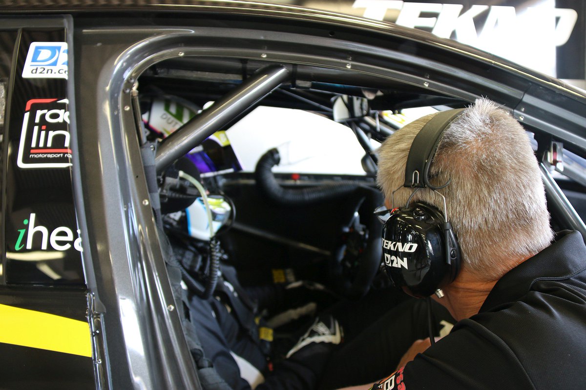 TeknoAutosports's tweet photo. Special thanks to D2N for keeping #TeamTEKNO connected and informed here in Darwin over the Supercar event.
A solid start for the team - @JackLeBrocq finished opening practice aboard the #SSSigns machine in 11th.
#D2N #motorsportcommunicationspecialists #darwin #vasc https://t.co/0AXSsIdH7B