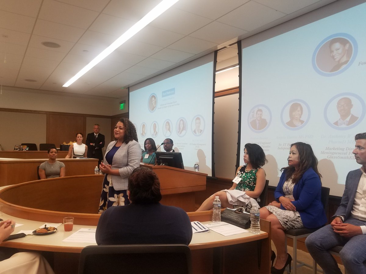 NExTPhila's tweet photo. A full house of young Africans American and Latinx professionals at the Diversity in #STEM hosted by @ProspanicaPHL . Thanks to @lebowcollege for your commitment to Diversity and Inclusion in the city #BeTheMovement #EducationJobsJustice #PHLGradWeek #philadelphia https://t.co/XXRYSzAemp