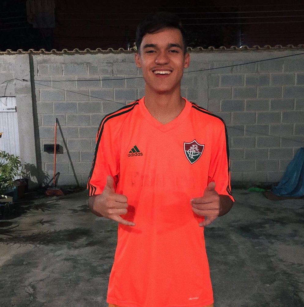 pedrobastoshbz's tweet photo. eu amo meu time e quem ama perdoa https://t.co/2zjDSFm0Ep