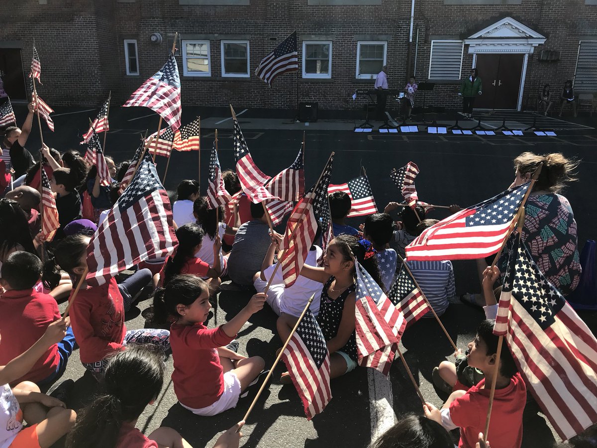 MrsFebbraio's tweet photo. #rm44 had a great time celebrating Flag Day at our last all school morning meeting of the year! https://t.co/yS0junSskk
