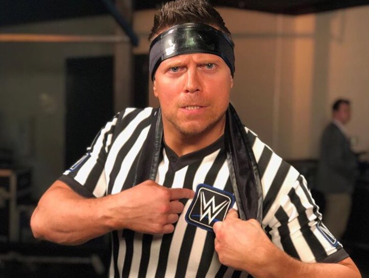 MikeTheMizPics's tweet photo. . @mikethemiz is a very serious actor. #RuffRuffRef coming soon to a theater near you! ππ€π»π #MitB https://t.co/7FRXSKZOyW