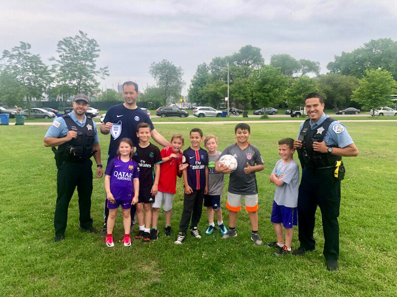 cpdsoccer's tweet photo. Team members giving out soccer balls to kids in the community to celebrate the #WorldCup #positivecommunityinteraction https://t.co/gaklbNv7Rb