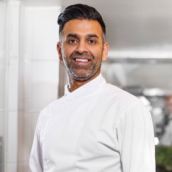 BrumHour's tweet photo. Check out @BBCGWLive & @BBCGoodFoodShow until Sunday 17th June at @thenec
Ft @yummy_brummie @aktarislam @ChefBradCarter @oishinboy @tanrosie @TheTigerGin @SpiceKitchenUK & @Vintage_Trains
#BBCGWLive #BBCGFS https://t.co/n4RvBPtC0x
