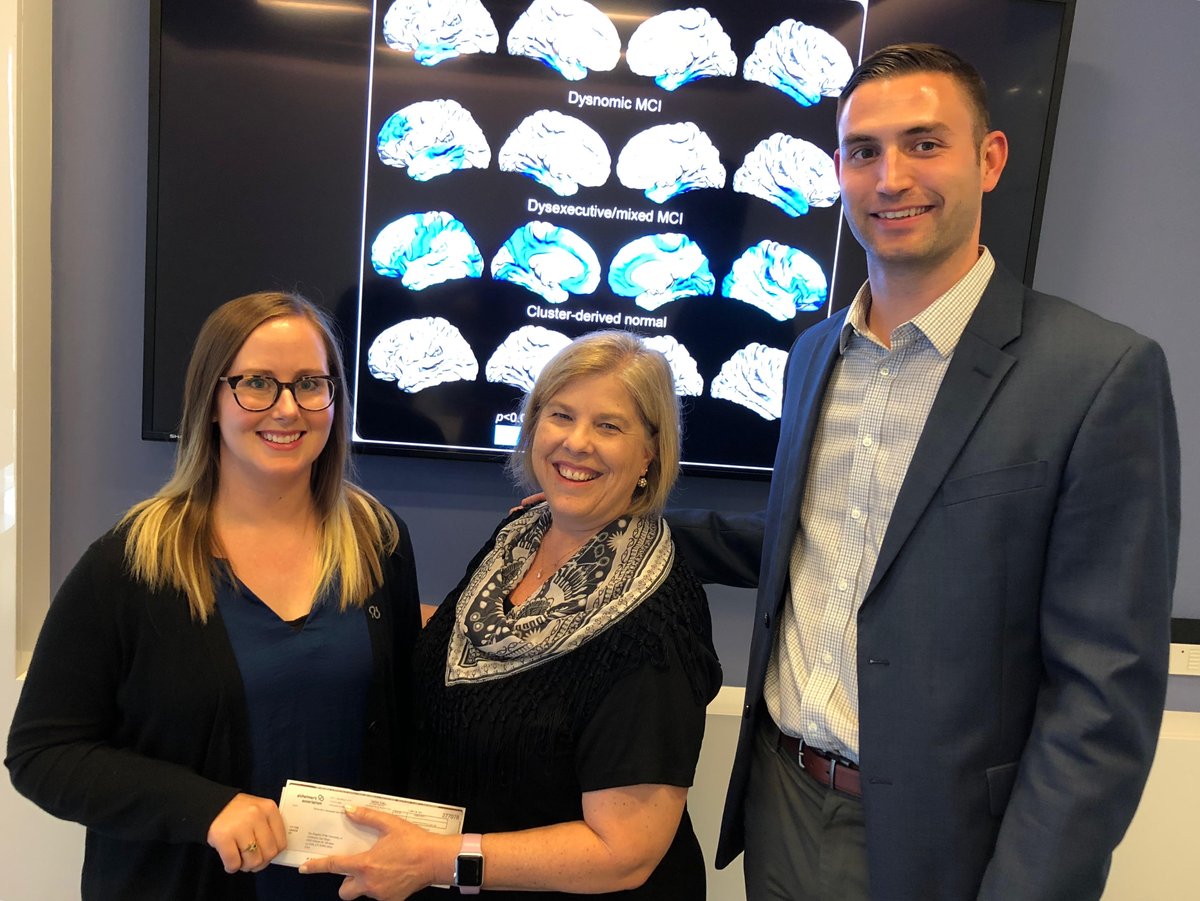 SanDiegoAlz's tweet photo. We were proud to deliver a 2018 @alzassociation Research Fellowship to Dr. Kelsey Thomas from @UCSDHealth. The 3-year grant will allow her to study cognitive scores to improve preclinical Alzheimer's detection. Go Dr. Thomas! #ENDALZ https://t.co/uyj8AveVUU