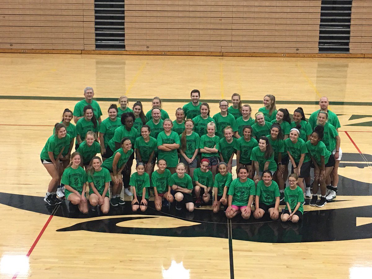 FZNWomensHoops's tweet photo. Thank you campers and coaching staff for an awesome camp week! #NorthsideHoops @kcoxkdogcox @markamorrison76 @SciSchool16 https://t.co/rRRzOkGmyo