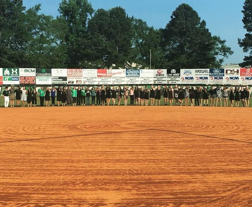 Coach_Lem_UAM's tweet photo. #LeaveALegacy #HouseThatAlvyBuilt https://t.co/RZclnCQzBB