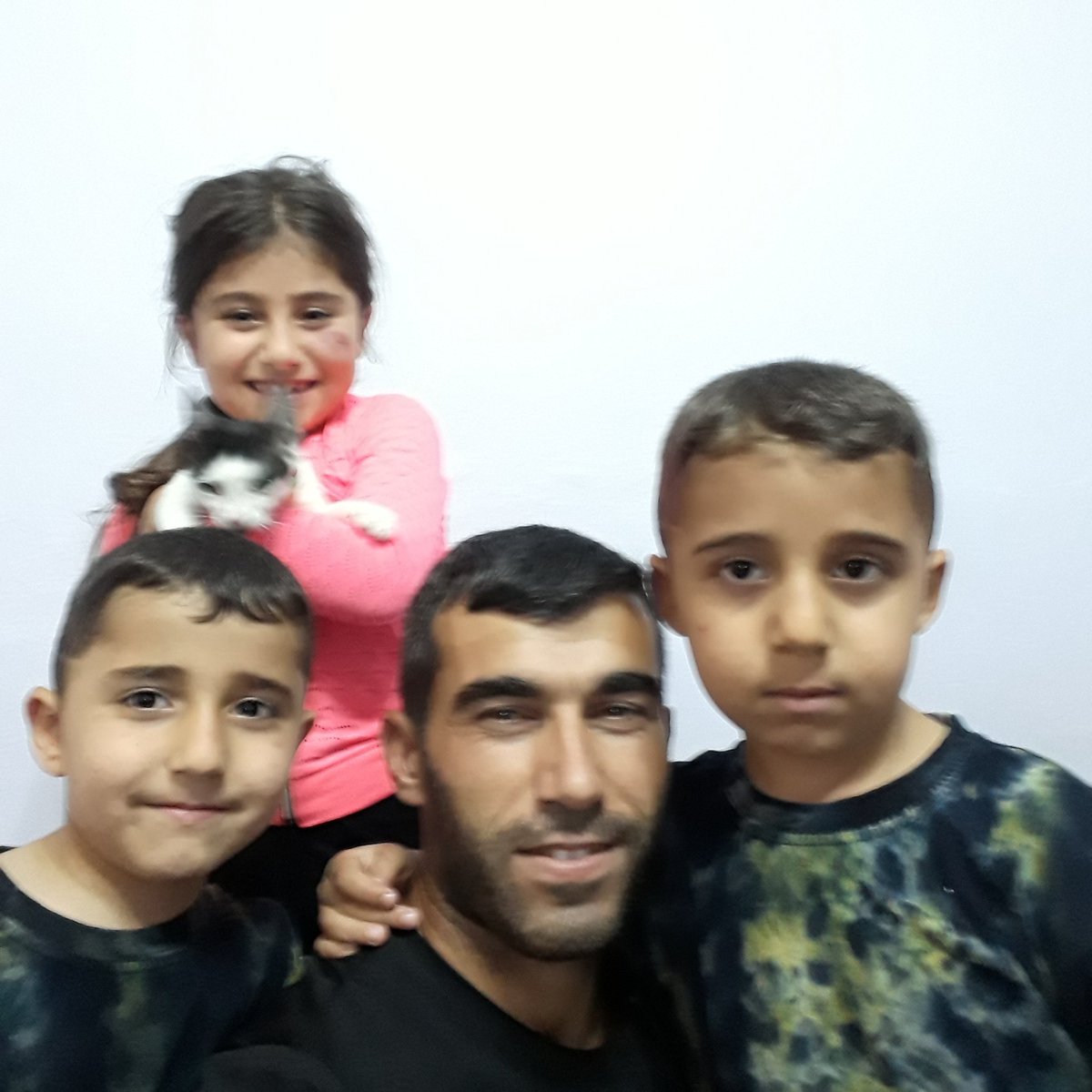 Bayramınız mübarek olsun ALLAHIM SEN KADER MAHKUMLARI AF VER SEN VARSIN YETER . Bayram izni gelmişim bende açık ceza evindeim