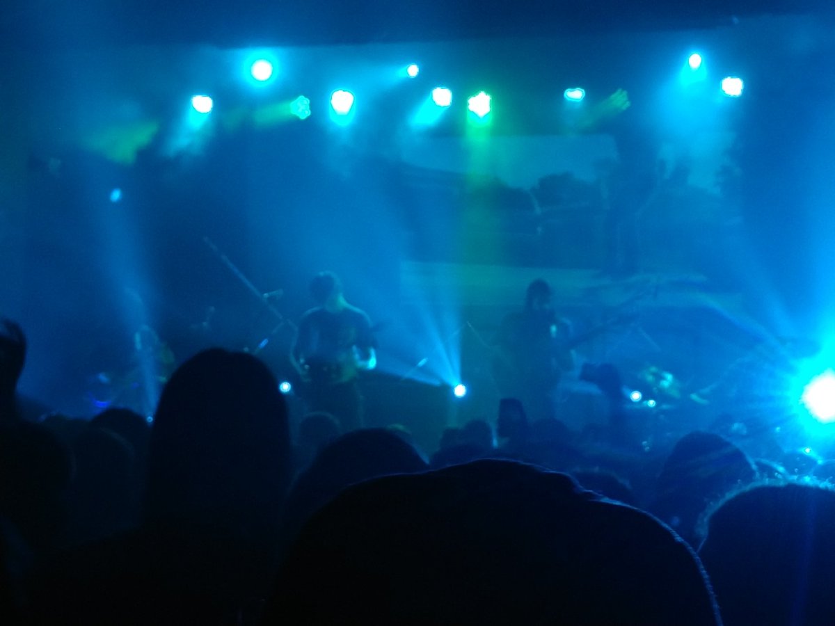 MrChandMan98's tweet photo. Had fun seeing these bands perform last night #SuperChonBrosTour2 #Chon #Polyphia #TTNG #Tricot https://t.co/OnN7xsIm4Y