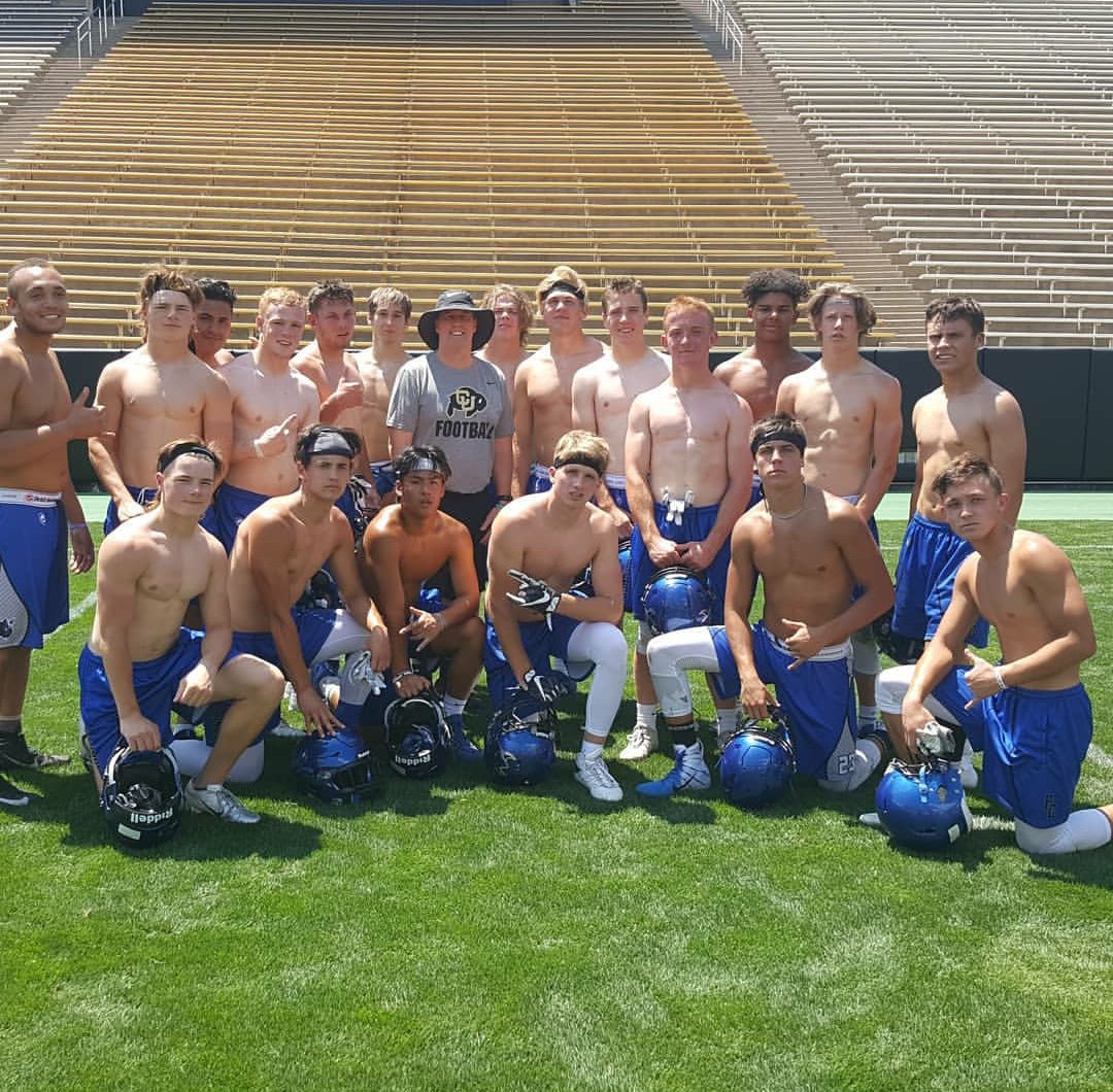 17jakejensen's tweet photo. University of Colorado 7on7 champs #GoBuffs @CoachMikeMac @CoachKurtRoper @adamtoyama808 https://t.co/G55lNS4VfQ