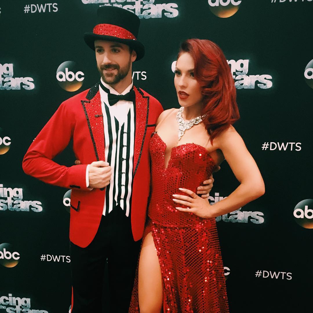 dancermichelle8's tweet photo. Day 14: Fav Partnership
-truly my all-time favorite dwts partnership
-they really were SO amazing together, i still would've LOVED to see them win ๐ญ๐
-love how they are still such close friends ๐
-two incredible people inside and out โค๏ธโค๏ธ #TeamStopandGo๐
#21DaysofSharna https://t.co/krBVPsPeY6