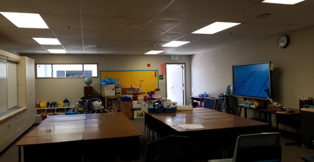 MsWittlin's tweet photo. All packed up and ready to move to first grade next year! https://t.co/zzNIu30cE2