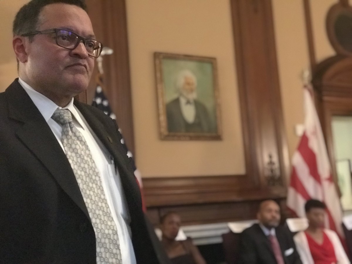 _MORADC's tweet image. Guest speaker at the 15th public meeting of @DC_CFMB was Kenneth B. Morris, 3rd generation grandson of Frederick Douglass and 2nd generation grandson of Booker T. Washington. He told the young people that there is greatness in their blood, as well. @MayorBowser #DCDads