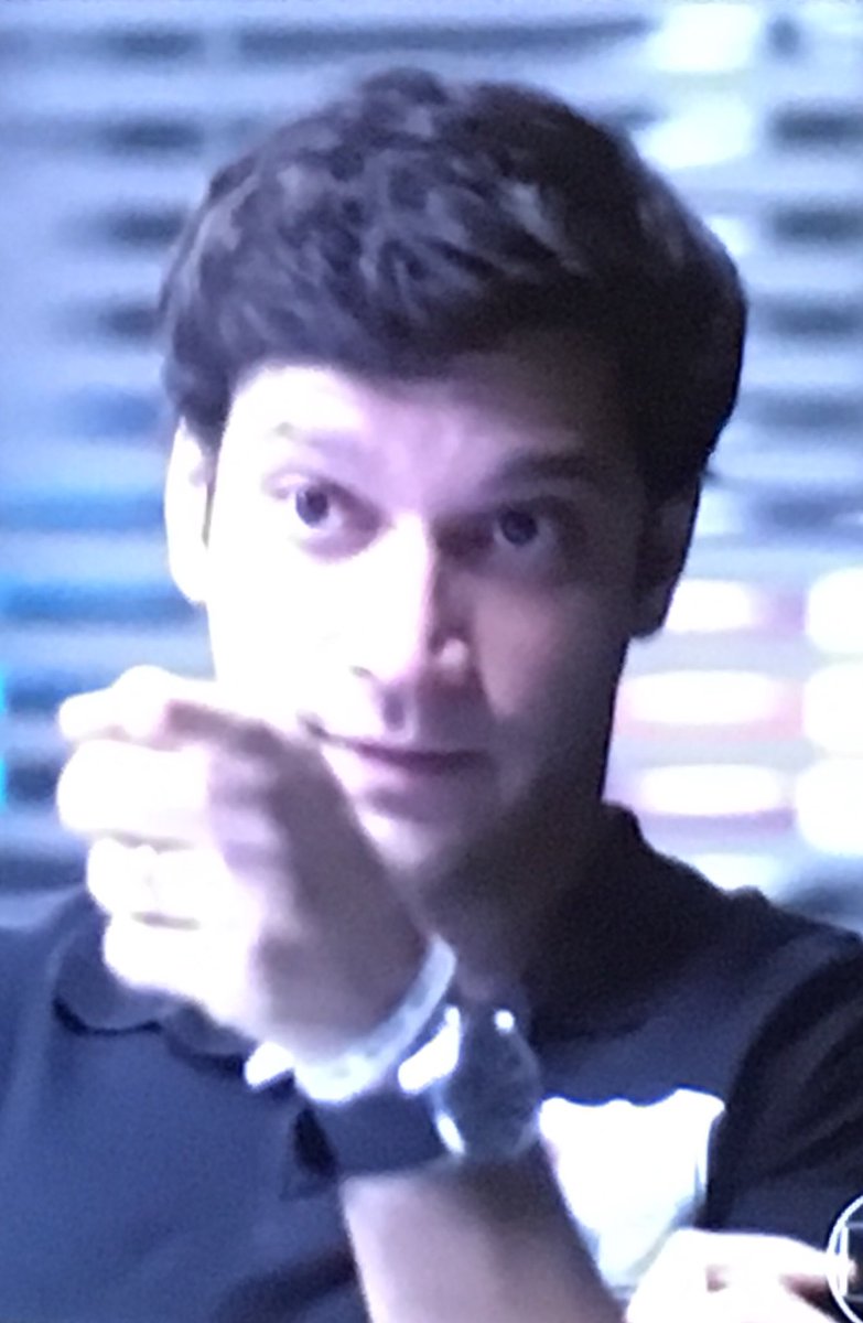 magoacabocla's tweet photo. 3X4 do marido! fiquem espertas cabocletes! #SegundoSol; @babaioff, @mordomoeugenio, @_OdeteRoitman_, @HeleninhaRTMAN, @dedesecco &amp; @gio_antonelli https://t.co/ozfCvitG5g