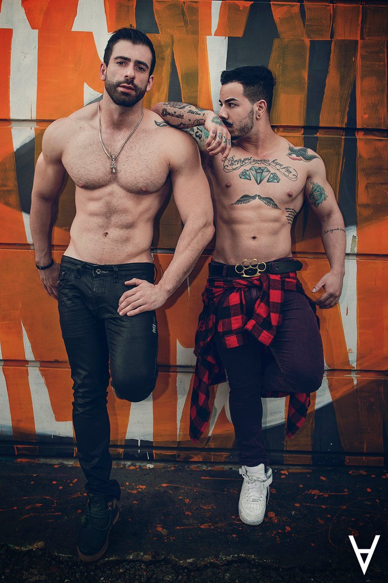 RIPCORDBar's tweet photo. It's the night we will be obsessing over tomorrow! Tonight at Ripcord Obsession with DJ melle Mel spinning all the hits worth obsessing over. Come enjoy this musical experience. #ripcord #ripcordbar #obsession #obsessingover #Gay #gaybar #Houston #djmellemel #leatherbar https://t.co/YwFKarO5xy