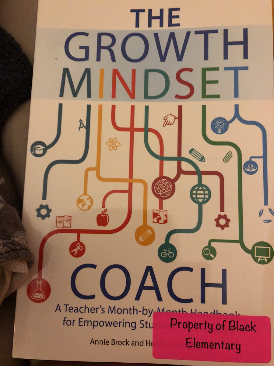 Alohamisschavez's tweet photo. My Summer Book Study came in the mail today! I. Am. Ready. Thanks Black Elementary. Disney Theme for next year is on my mind and thinking of Walt Disney’s quotes as I think about my career. #ifyoudreamit @Alohamisschavez @JanieMac72 https://t.co/qOeZ0tPIBL