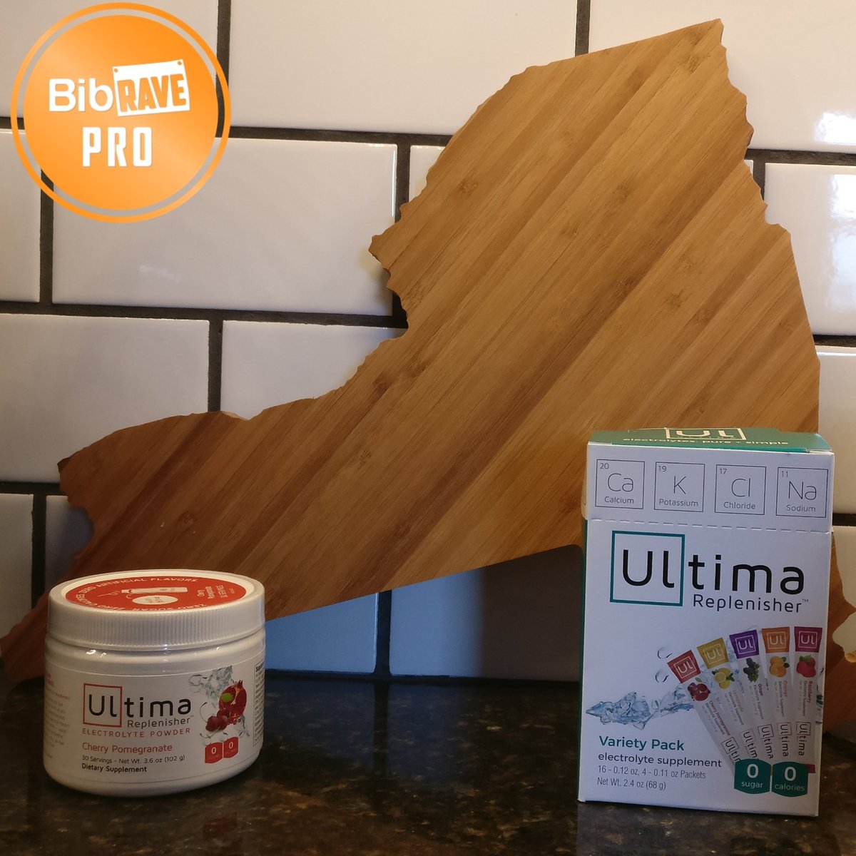 simi_run's tweet photo. Yum! I'm so stoked I get to try @GoUltima! This stuff has all the electrolytes and then some! Bonus: SUGAR FREE, VEGAN, paleo friendly, keto friendly! I absolutely LOVE this stuff. Ultimate #bonkproof #bibchat #bibravepro #UltimaBR https://t.co/z3EHXEIDzh