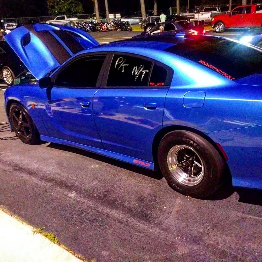 racingforheroes's tweet photo. A quarter mile monster sent in by a buddy @faymotorspeed

#dragrace #fayettevillemotorspeedway #hoosiers #dragradials #slicks #racecompound #quartermile #0to60 #winning #dodge #dodgecharger #srt #srt8 #americanmuscle #merica #mopar #moparornocar https://t.co/hpOBy7LZc2