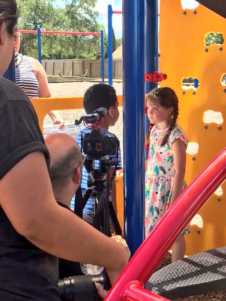 Dollofwonder's tweet photo. Me... Directing @ashlynrainn in position for her โDaisysDemiseโ scene with @AndrewKing...
Her little face hurt face ๐ข.
I just love her!!! She is a ๐.
#SuperPickle #TheCathedralSaga #DaisysDemise #Bts #childactress #filmphotography #filming https://t.co/3EER7lsggl