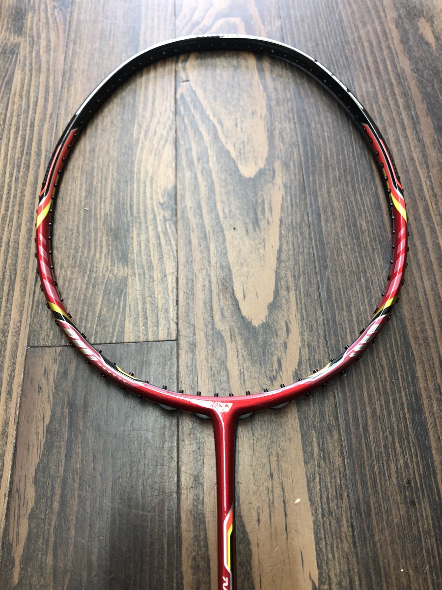 バドミントンプロショップ リーダース على تويتر ヨネックスラケット ナノレイ800 デュオラ7 の新色が本日入荷しました ナノレイ800 ポインセチアレッド デュオラ7 ダークガン