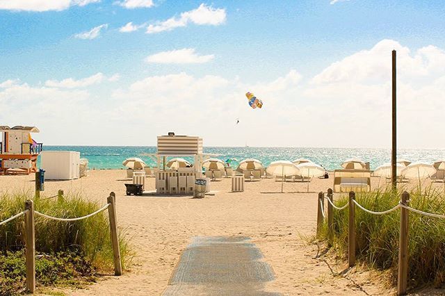svvyfive's tweet photo. Hopefully the rain will ease off soon ☀️🌊 #miami #beachlifeHopefully the rain will ease off soon ☀️🌊 #miami #beachlife https://t.co/kJaionoFSe