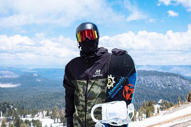 ✌🏼17/18 season! Thanks to my sponsors &amp; everyone that made this season the best one yet! Looking forward to what’s ahead 👀 .
.
.
#snowboarding #halfpipe #portrait #cmon #whynot ift.tt/2JSmTEB