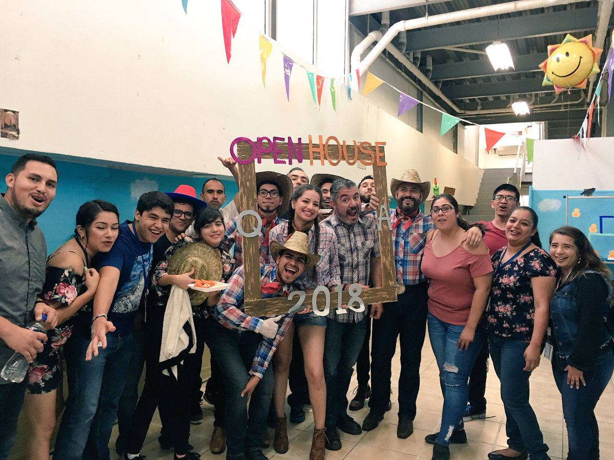 TJ_Quality's tweet photo. Awesome time!  QUALITY OPEN HOUSE @torresjoel123 @Norris_MPCS @elena_cont @metroPCS_TJ @Pedroperaltaa  @kevisaw  @danggg90 @Greg_MPCS #TeamWorkMakesTheDreamWork  #tjopenhouse2018  #welcometotheranch https://t.co/hKLdoYaQV9