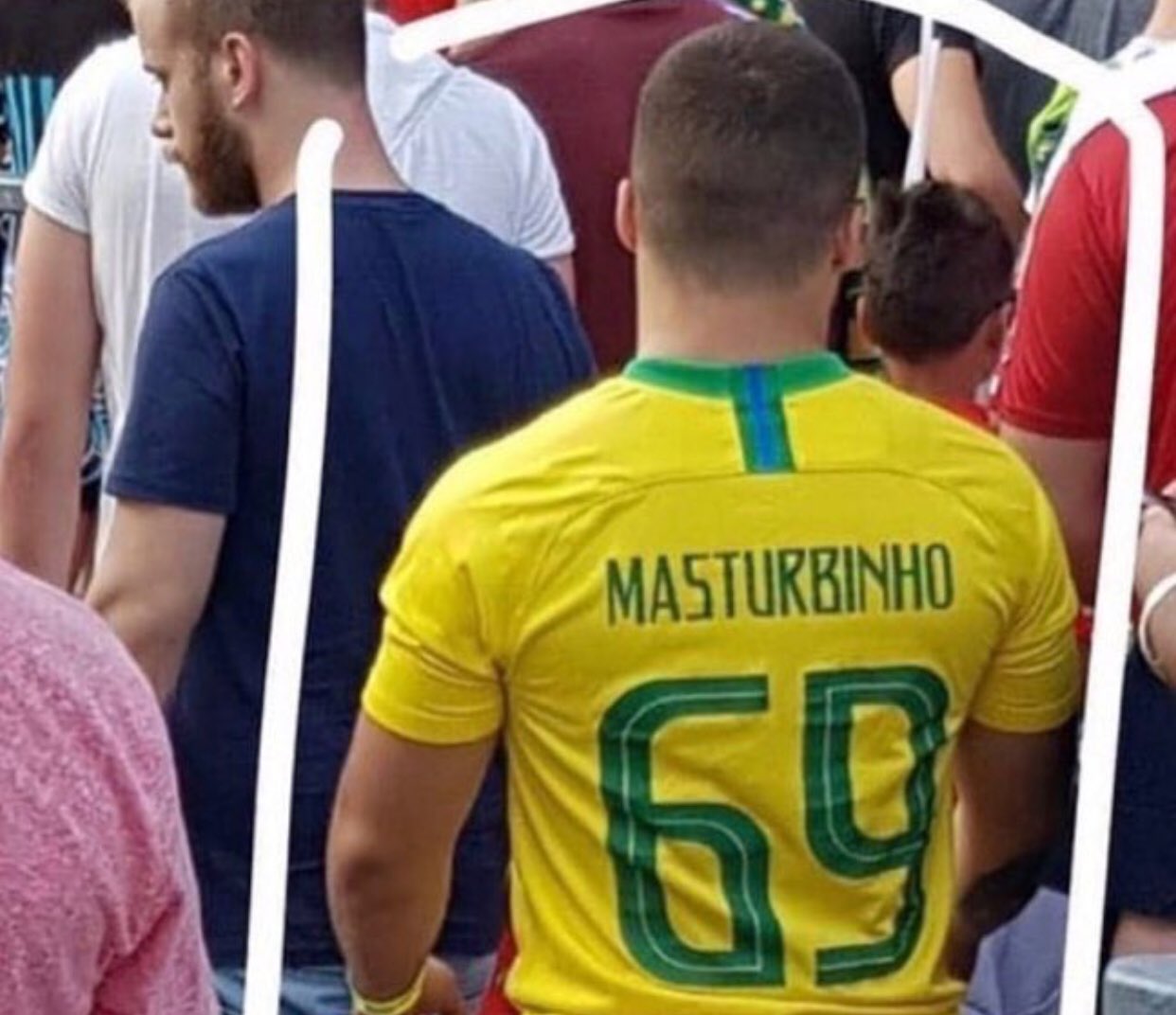 Masturbinho футболист